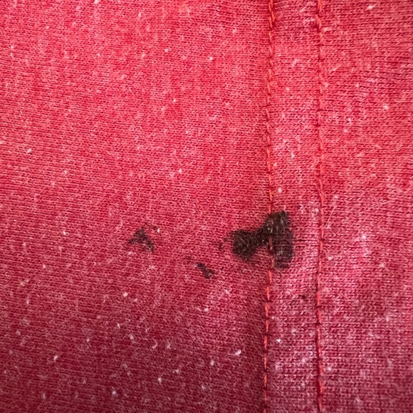 Toronto Raptors NBA t shirt cityscape graphic distressed hard to find Size L - Picture 7 of 7